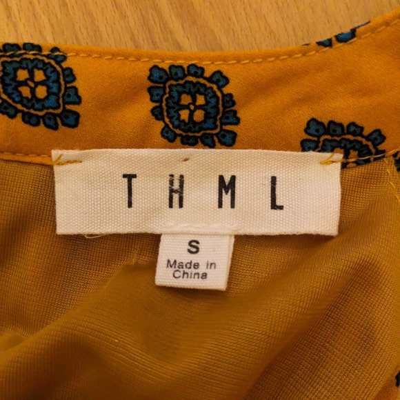 THML - Orange and Green Paisley Pleated Sleeveless Dress - Picture 7 of 9